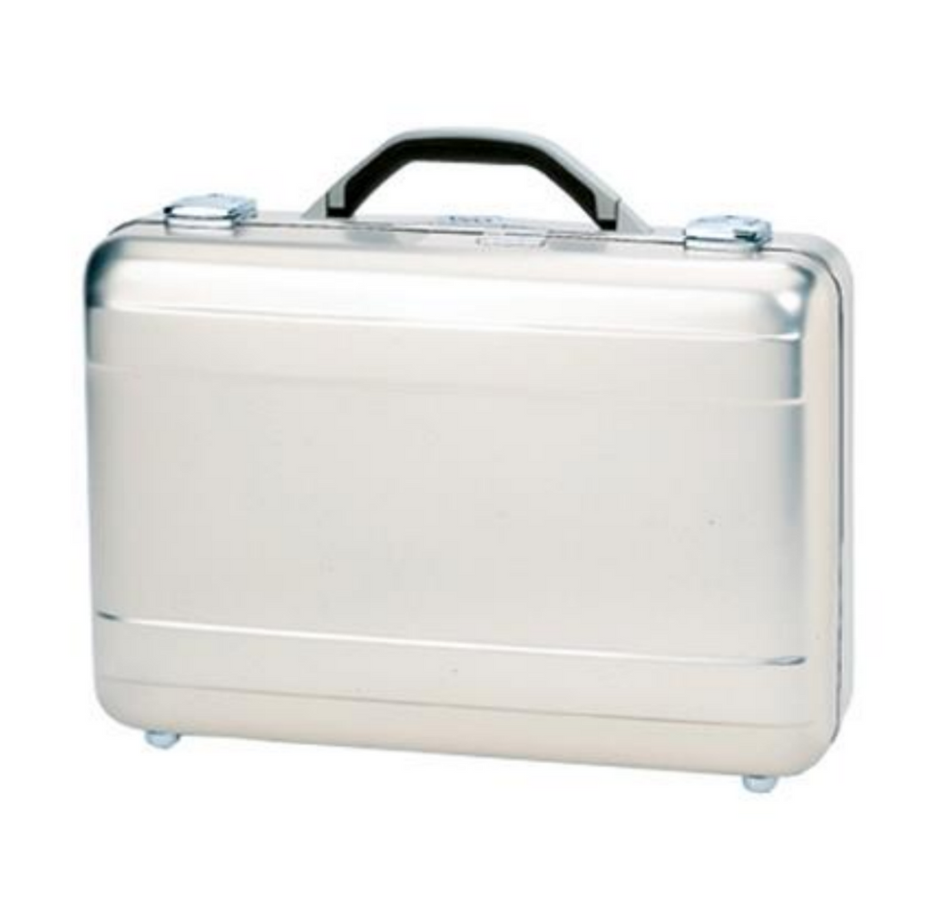 Attache 11-9413