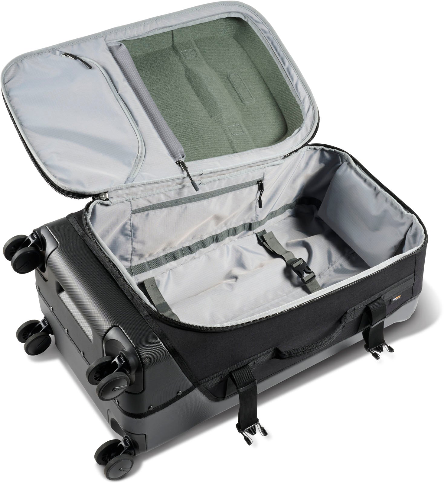 4W30 Aegis Check-In 4-Wheel Hybrid Duffel