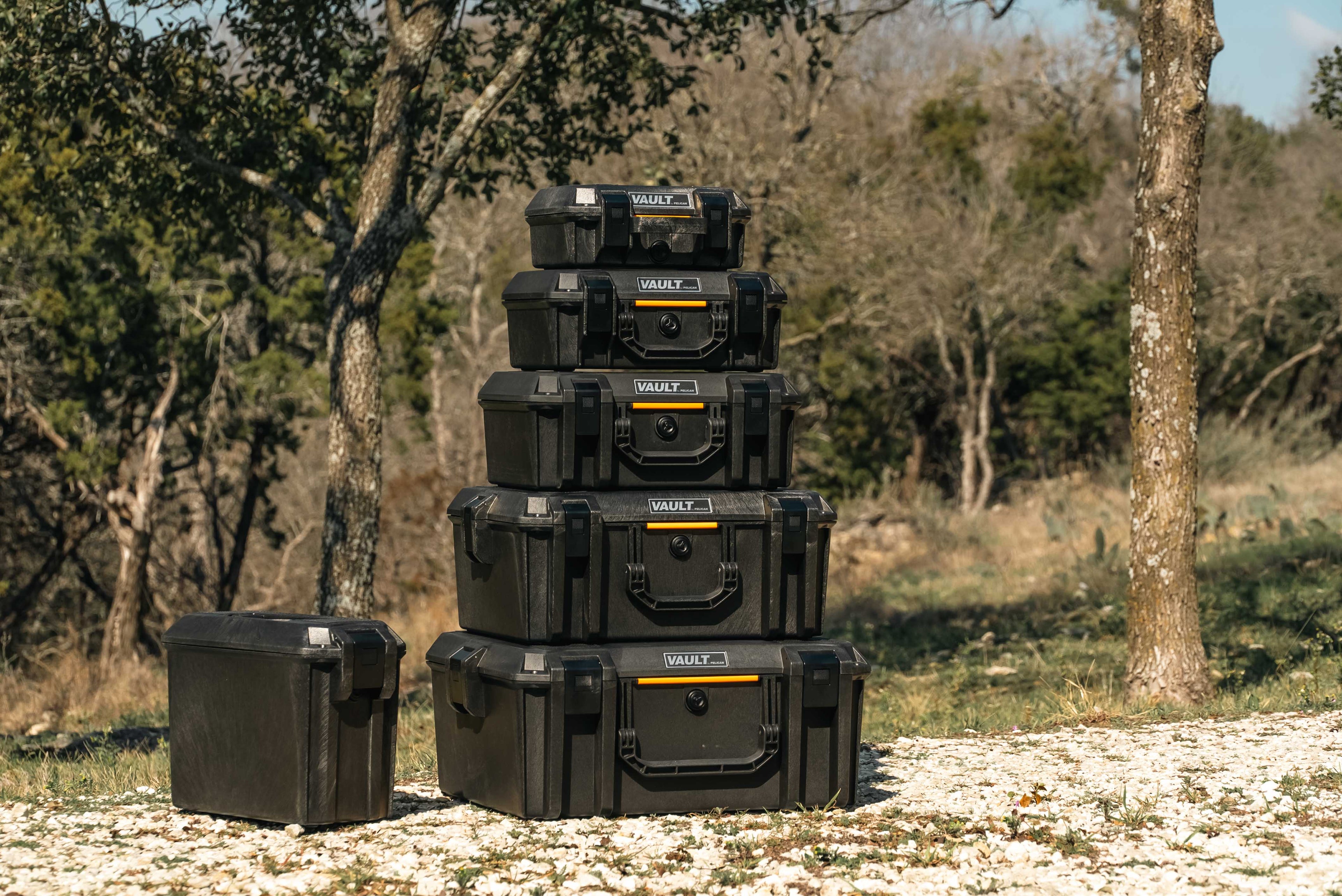 V200 Vault Medium Pistol Case